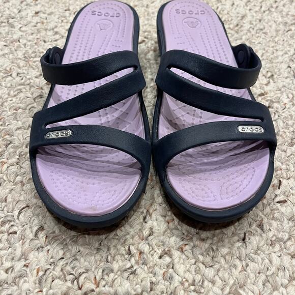 Crocs Patricia Wedge Sandals Sz 7 Navy Blue Purple Casual Comfort - Picture 4 of 6